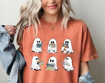 Comfort Colors® Ghost Reading Books Shirt, Buch-Halloween-Shirt, Halloween-Lehrer-Geschenk, Bibliothekar-Halloween-Shirt, Geister-Shirt