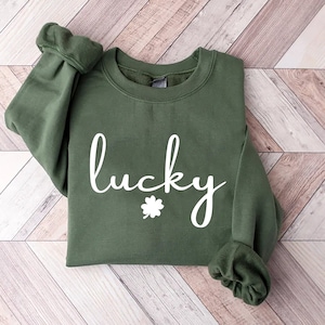 Lucky Sweatshirt, Clover Sweatshirt, St Patricks Day tshirt, Saint Patrick&#39;s hoodie, Lucky Sweater, Clovers, Simple Holiday Sweater, t-shirt