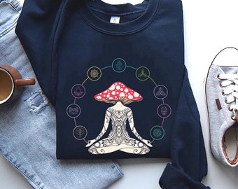 Mushroom Sweatshirt, Mushroom Shirt, Spiritual Sweatshirt, Hoodie, Gift for Her, Spiritual T-shirt,  Phases Sweatshirt, mushroom lover tee