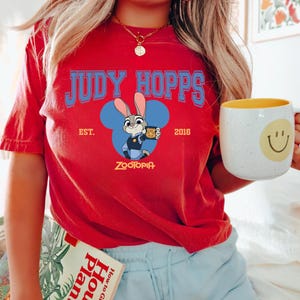 Disneyland Judy Hopps Zootopia Shirt, Zootopia 2026, Disneyland Family Trip 2026, Nick Wilde and Judy Hopps T-shirt afbeelding 6