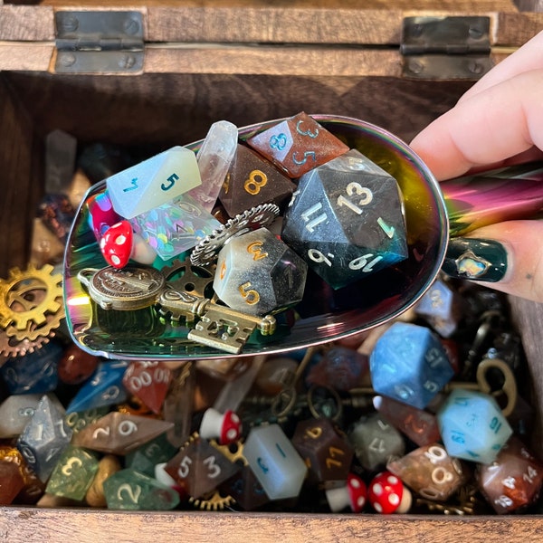 Mystery Dice Scoop | Crowcore Scoop | Treasure Chest