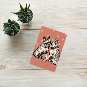 Biglietto di auguri Frenchie in rosa, biglietto di auguri French Bulldog, amante dei Frenchie, biglietto di auguri per anniversario in stile Block Print