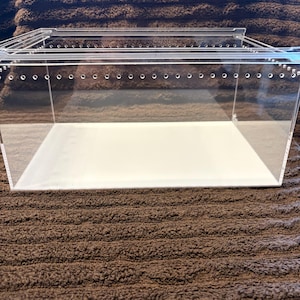 Acrylic Desktop Display Enclosure
