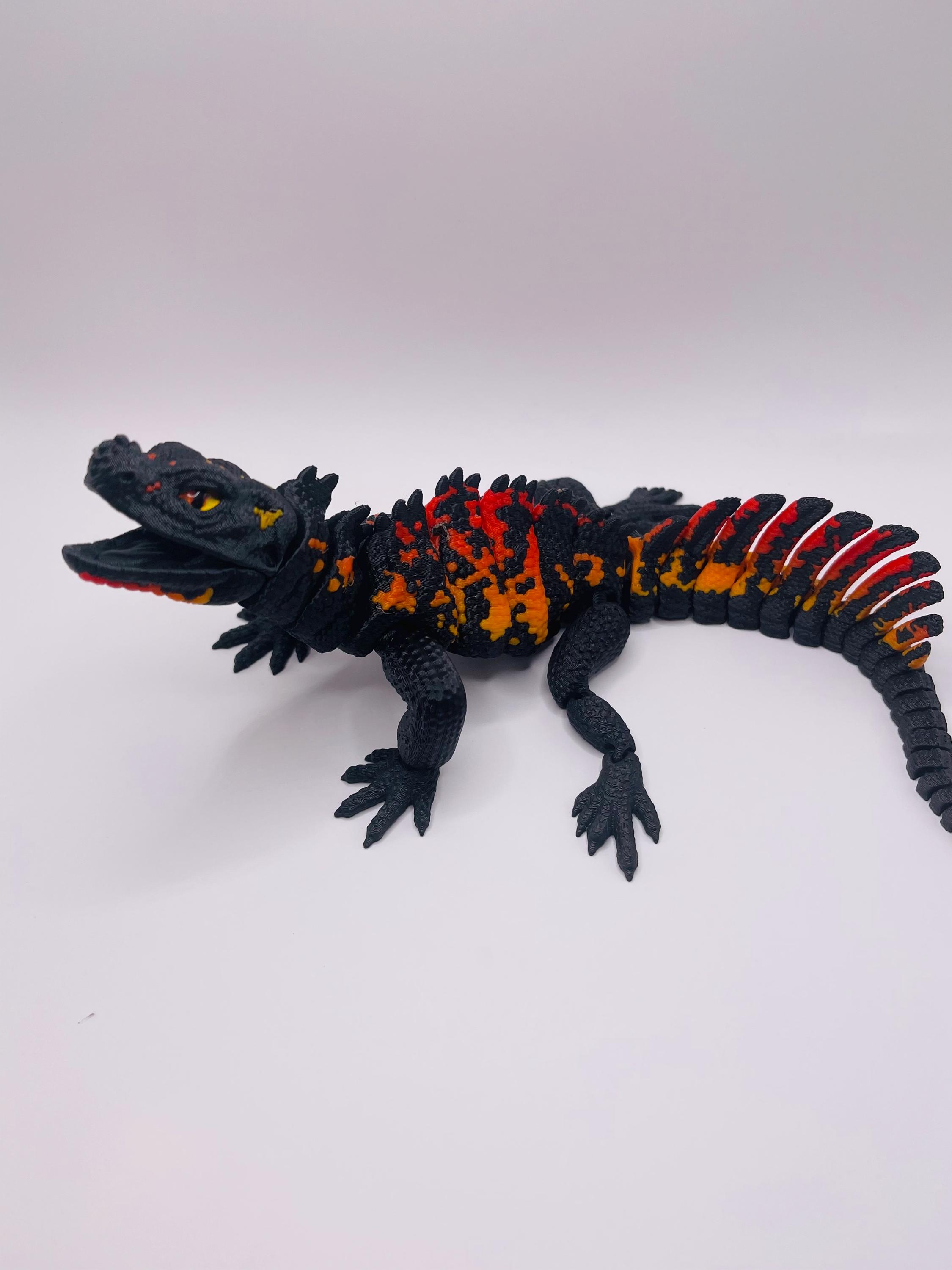 3D Printed Sailfin Dragon Articulated Lava Lizard Black Orange