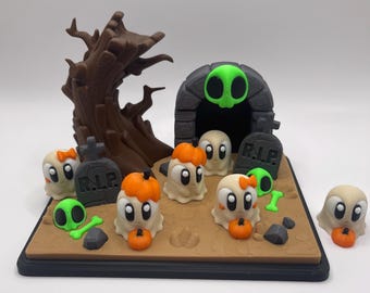 3D Printed Mini Graveyard and Ghost Fidget toys