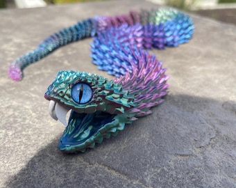 3D Printed Articulated Bush Viper Toy: Retractable Fangs