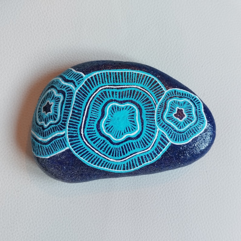 Hand painted pebbles image 2