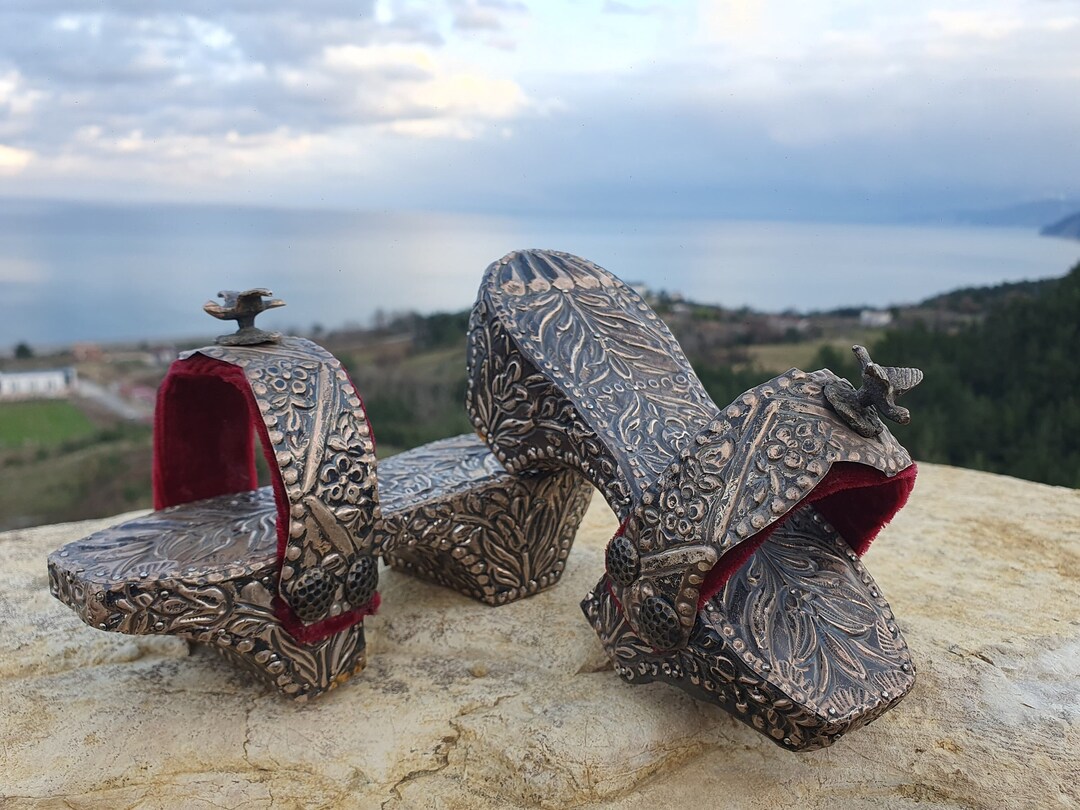 Vintage Handmade Antique Silver Cladding Slipper/clog to Wedding Box trousseau/dowry Chest Gift