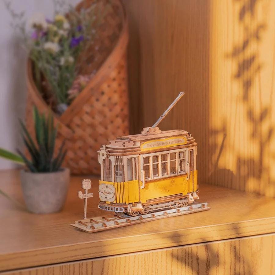 Puzzle 3D in legno - Tram storico Rolife TG505 Puzzle 3D in legno - Tram storico Rolife TG505
