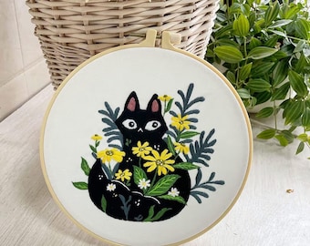 Embroidery starter kit for beginners | black cats and kittens diy cross stitch set