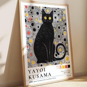 Gato negro Yayoi Kusama, papel pintado Kiki Cat, estampado negro a todo color, arte mural japandi, póster wabi sabi, pintura zen, obra de lunares