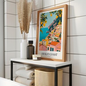 Affiche de la côte amalfitaine, impression d'art de voyage en Italie, décoration murale bord de mer Méditerranée, affiche de voyage de style vintage, paysage côtier, art coloré image 4