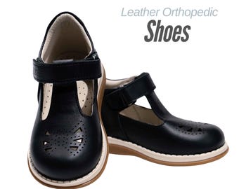 Girls' Black Leather Orthopedic T-Bar Shoes: Arch Support, Cat Face Design