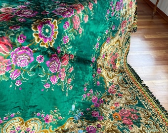 UNUSED Vintage Green Floral Velvet Bedspread, Large Plush Tapestry Throw, Italian Boho Bed Cover, Heavy Velour Blanket, Antique Sofa Cover