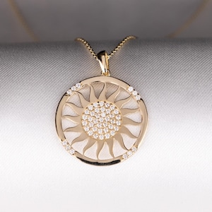 14K Gold Sun Necklace,14k Sun Pendant,Handmade Minimalist Gold Sun Necklace,Sun Charm Delicate Necklace,Sunshine Necklace,Gift for her