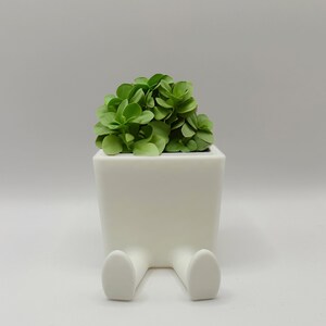 3D Printed Seated Succulent Planter