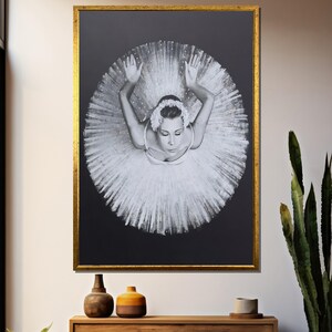 Graceful Ballet Dancer Canvas Painting – Elegant Black and White Art, Perfect Gift for Dance Enthusiasts