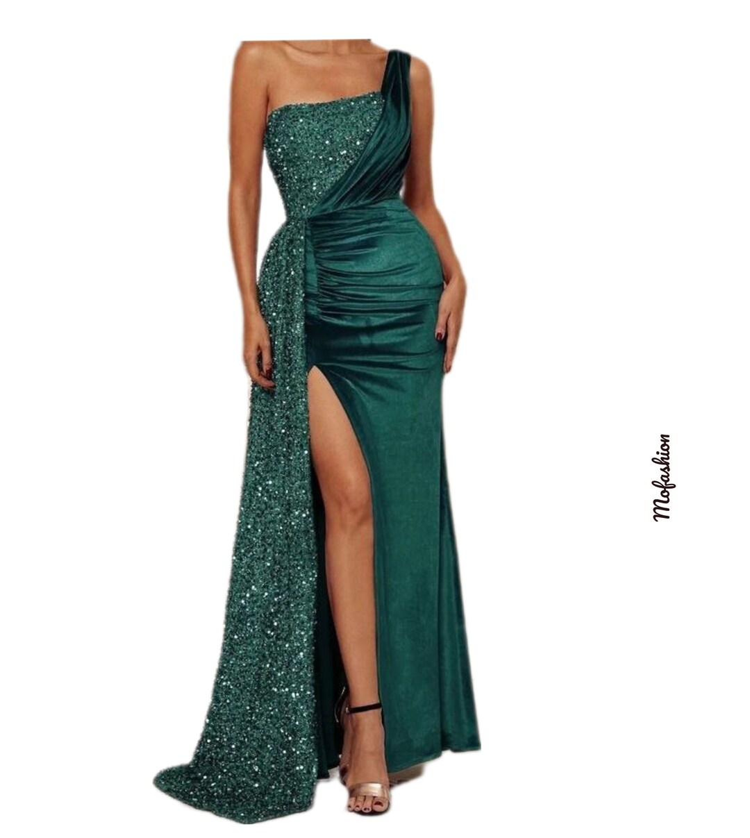 Emerald Green Floor Length Velvet Sequins Dress, Women Fashion, Evening ...