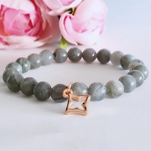Labradorite Beaded Bracelet - Sparkling Gemstone Jewelry - Trendy Bracelet for Women - Gift for Him or Her-Unisex Bracelet