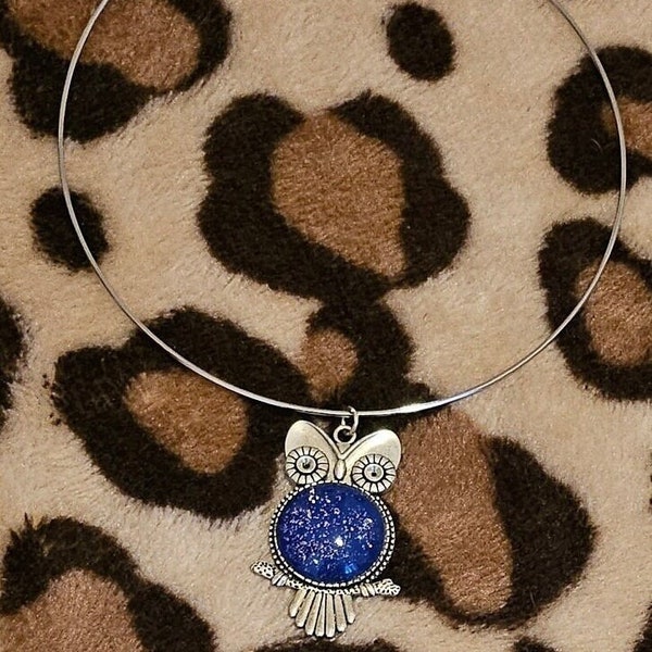 Collier avec pendentif hiboux