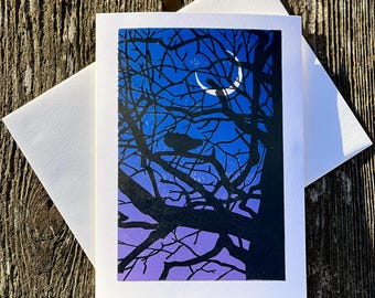 Tarjeta de búho cornudo: Linograbado a mano, azul violeta