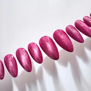 Cat Eye Glitter press-on nails, custom shade shimmer nails