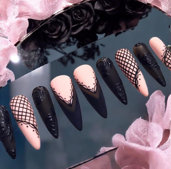 black dress pink nails Nails with a black base