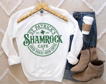 Camiseta de café con trébol del día de San Patricio, divertida camiseta vintage para beber del día de San Patricio, sudadera con capucha, suéter irlandés de la suerte, linda camiseta con trébol