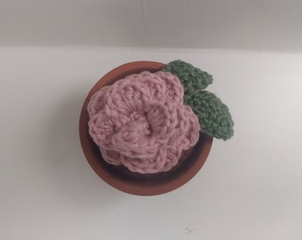 Gehaakte roos in pot - roze of crème