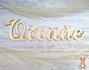 Wooden first name wall decoration with ocean and sea theme, personalized decoration to hang with animals, Children's gift, Birth, Baby's room
