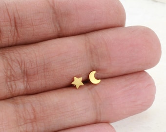 Mismatched Moon and Star Internally Threaded Labret Titanium Flat Back Studs, 16G 18G Surgical Steel Cartilage Helix Stud TI-FB-CELES-005-ms