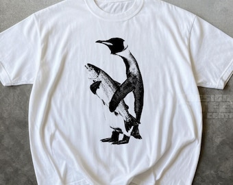 Penguin Holding a Fish Shirt, Cute Penguin Lover Tee, Arctic Animal Tee, Kawaii Shirt, Comfort Colors, Graphic Tee