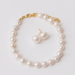 Freshwater Pearl Bracelet