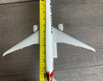 KALITTA AIR 777F スケール1:200 未開封 KALITTA AIR 777F スケール1:200 未開封 KALITTA AIR 777F