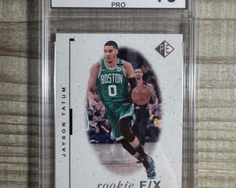 Cartão de Novato F/X da Prospector's Edge 2017-18 - Jayson Tatum - Classificado como PRO Gem Mint 10 (imagem driblando)