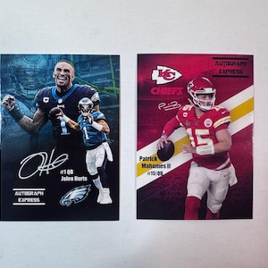 Patrick Mahomes II 2017 e Jalen Hurts 2020 Autógrafo de calouro Fac-símile Super Bowl LIX (59) Lote