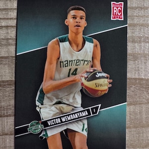 Carte de basket-ball recrue Victor Wembanyama 2020-21 génération Next RC Nanterre 92