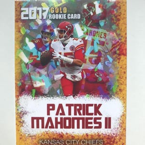 Patrick Mahomes 2017 ""Cracked Ice Style"" Limitierte Gold Rookie Karte - Kansas City Chiefs."