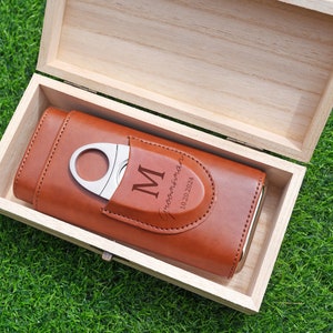 Aangepaste sigarenreisetui, gepersonaliseerde sigarenkoker met snijder, houten kist verpakking, sigarenhouder reizen, getuige cadeau, cadeau voor echtgenoot