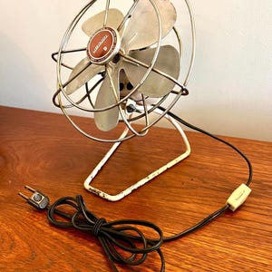 Vintage Torcan Electric Fan - 1950s Metal Desk Fan - Mid Century Industrial Decor - Retro Working Fan - Antique Home Appliance