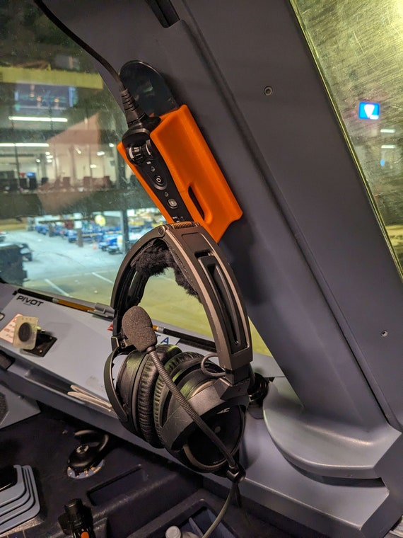 Bose A20 Module Box Mount for the Airbus A320 Series. Options to Fit the Vent or the Ship s Headset Clip Depending on Your Headset Setup. Etsy