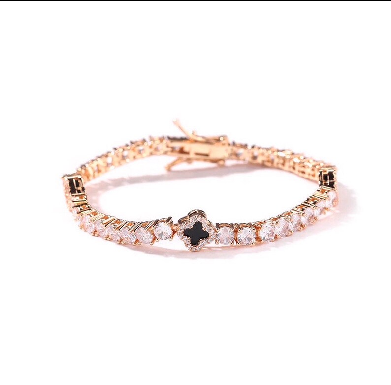 Gracie Clover Tennis Bracelet, Gold main image 0