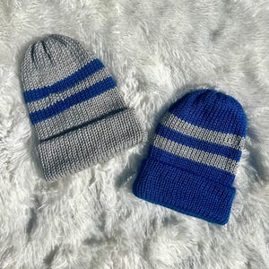 Detroit Lions inspirierte Strickmütze mit Jersey Zahlen - Jared Goff, Jahmyr Gibbs, Jameson Williams, Amon-Ra St. Brown, David Montgomery