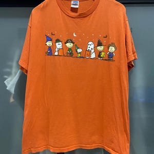 Vintage 00s Snoopy Peanuts Halloween Shirt Size L