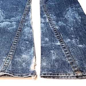 True Religion Joey Jeans Blue Distressed Flap Pocket Bell Bottom 30Wx34L image 4