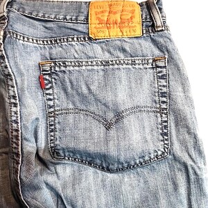 Levi's 505 Mens Jeans Actual 36x29 Blue Denim Straight Leg Regular Fit Boot Cut image 6