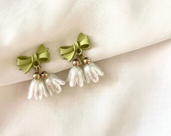 Bow Flower Green Drop Clip On Earrings, Clip On Earrings, Earrings, non-pierced ears, Earrings, Clip on Drop & Dangle earrings