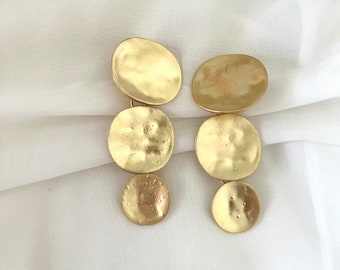 Golden Round Sheet Design Retro Clip On Earrings, Clip On Earrings, Earrings, non-pierced ears, Earrings, Clip on Drop & Dangle earrings