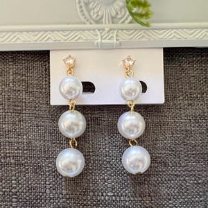 Pearl Drop and Dangle Clip On Earrings, Earrings, non-pierced ears, Earrings, Clip on Drop & Dangle earrings