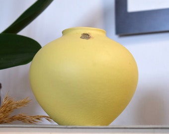ES Ceramic Vintage| Vase shape 603-10| West German Pottery| Mid-Century 1960s Ball Vase| light lemon yellow to cream colored| Boho chic